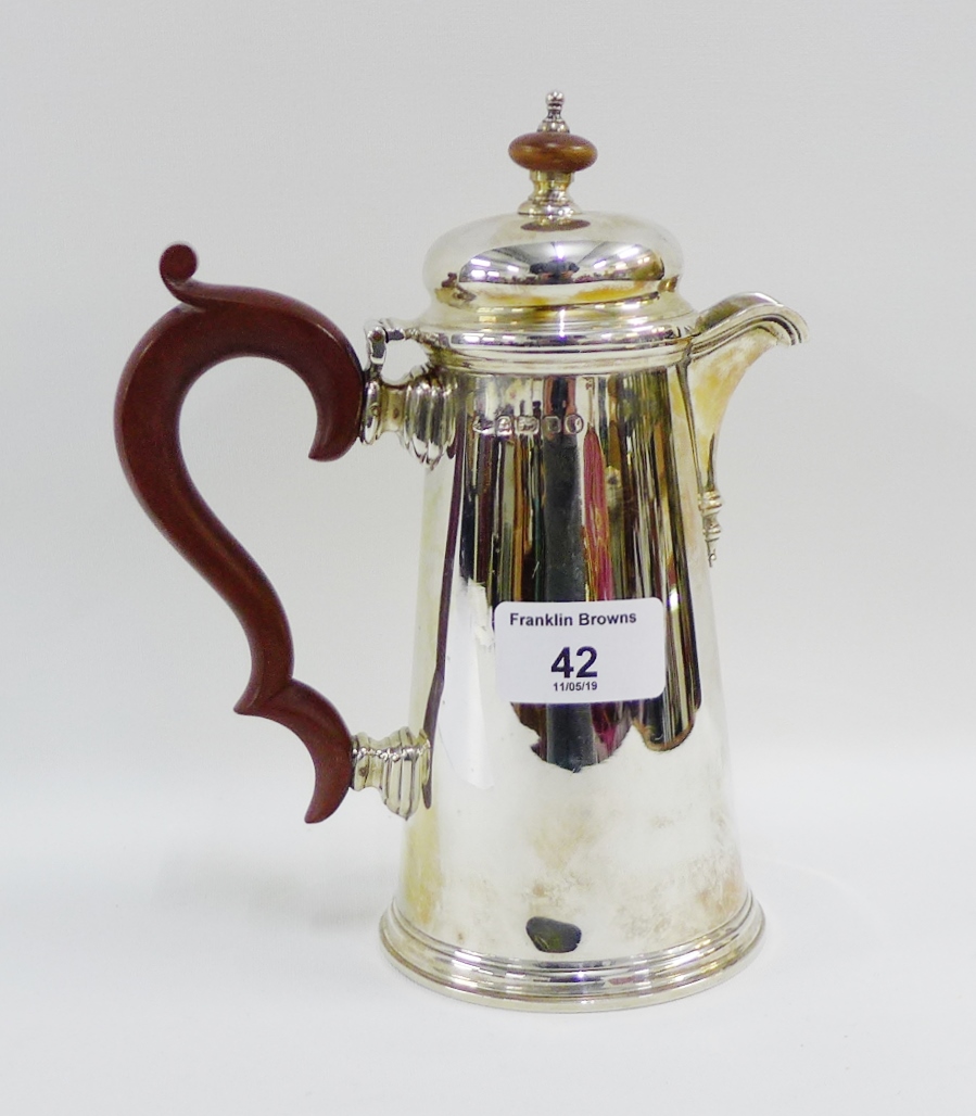 George V silver hot water pot, Birmingham 1935, 19cm high