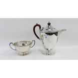 George V silver teapot and twin handled sugar bowl, Glasgow 1934 (2)