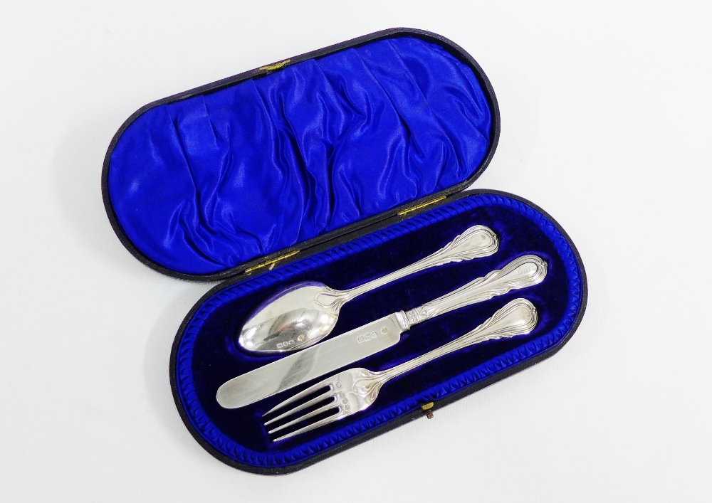 Late Victorian silver knife, fork and spoon set, in a fitted case, London 1899 (3)