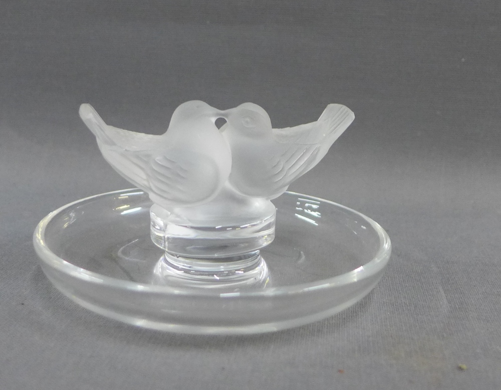 Lalique opaque glass two Doves pin dish with etched marks to base, 9.5cm high