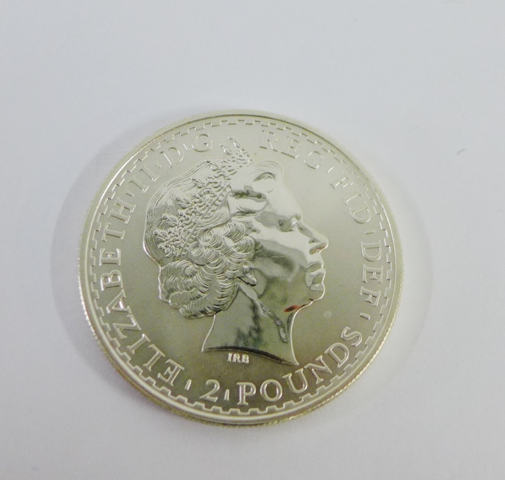 QEII one ounce fine silver Britannia silver coin, 2000