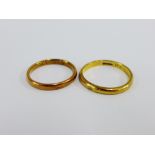 Two 9 carat gold wedding bands (2)