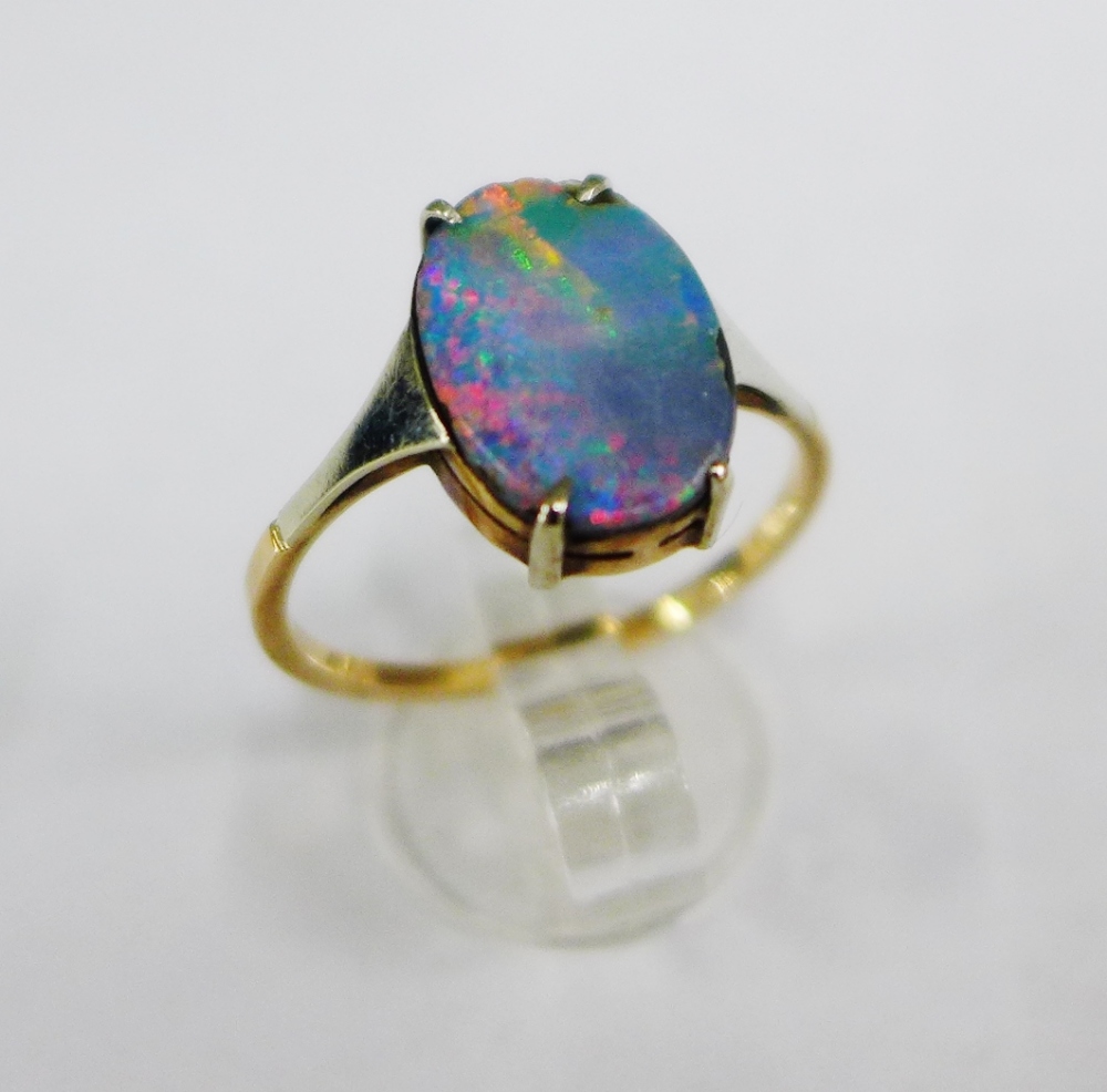 9 carat gold claw set opal dress ring UK ring size P