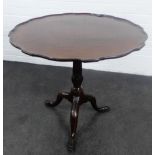 Mahogany pie crust table on tripod legs, 70 x 80cm