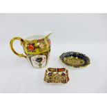 A collection of Royal Crown Derby Imari pattern porcelain to include a jug, 15.5cm high, and two