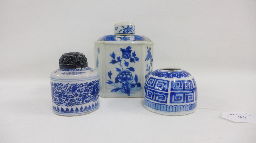 Chinese hexagonal blue and white caddy and cover with four character Kangxi marks to the base, but