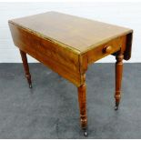 Mahogany Pembroke table, 78 x 108cm