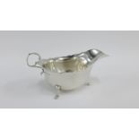 George V silver sauce boat, Sheffield 1915, 15cm