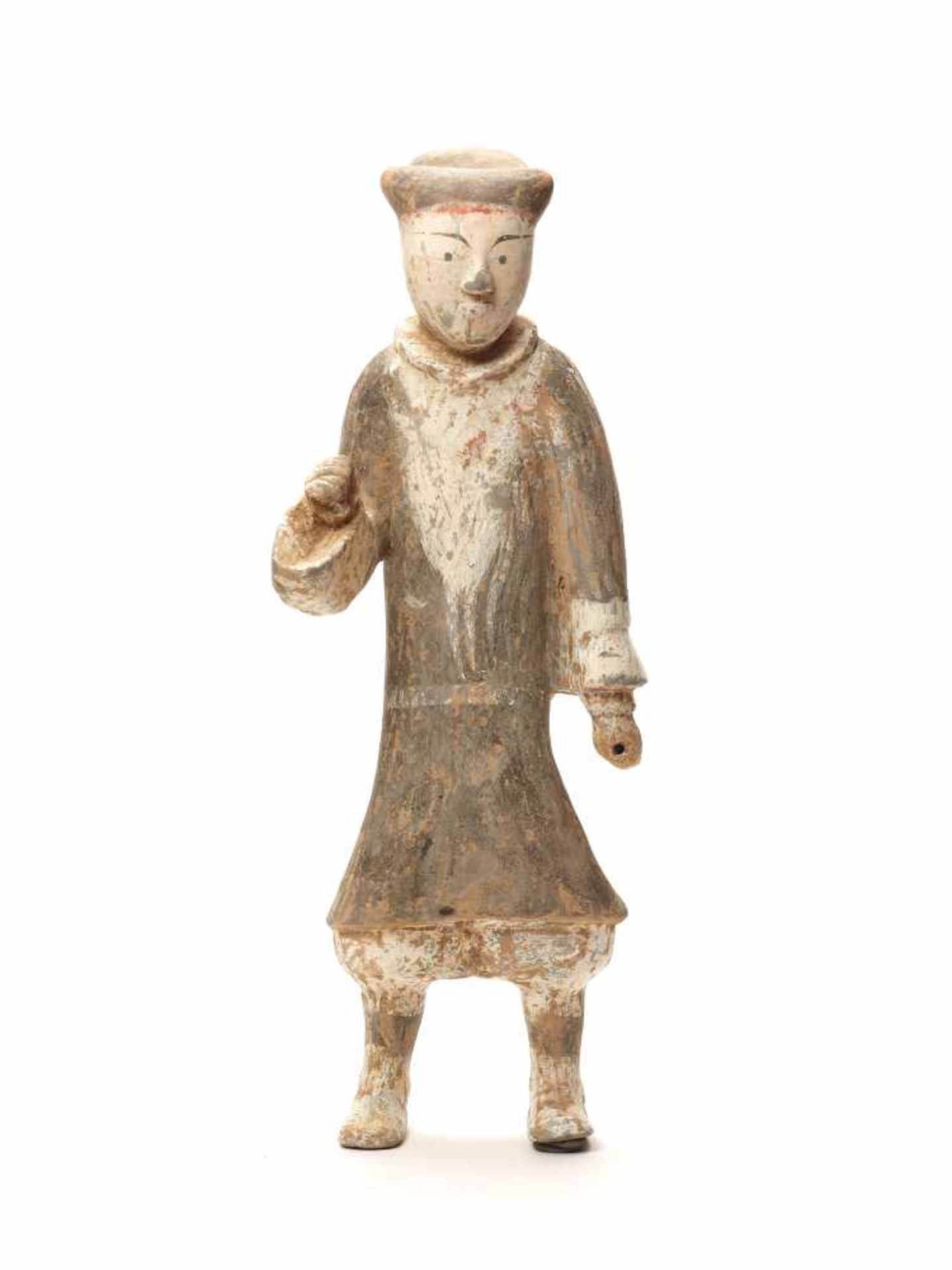 A LARGE HAN DYNASTY TERRACOTTA GUARDSMAN Terracotta with original painingChina, early Western Han - Image 2 of 5
