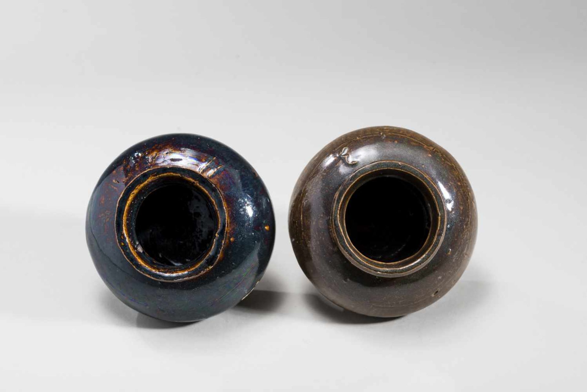 TWO GLAZED POTS – PRESUMABLY TANG DYNASTYGlazed ceramicChina, Tang dynasty (618 - 907) or later - Image 6 of 7