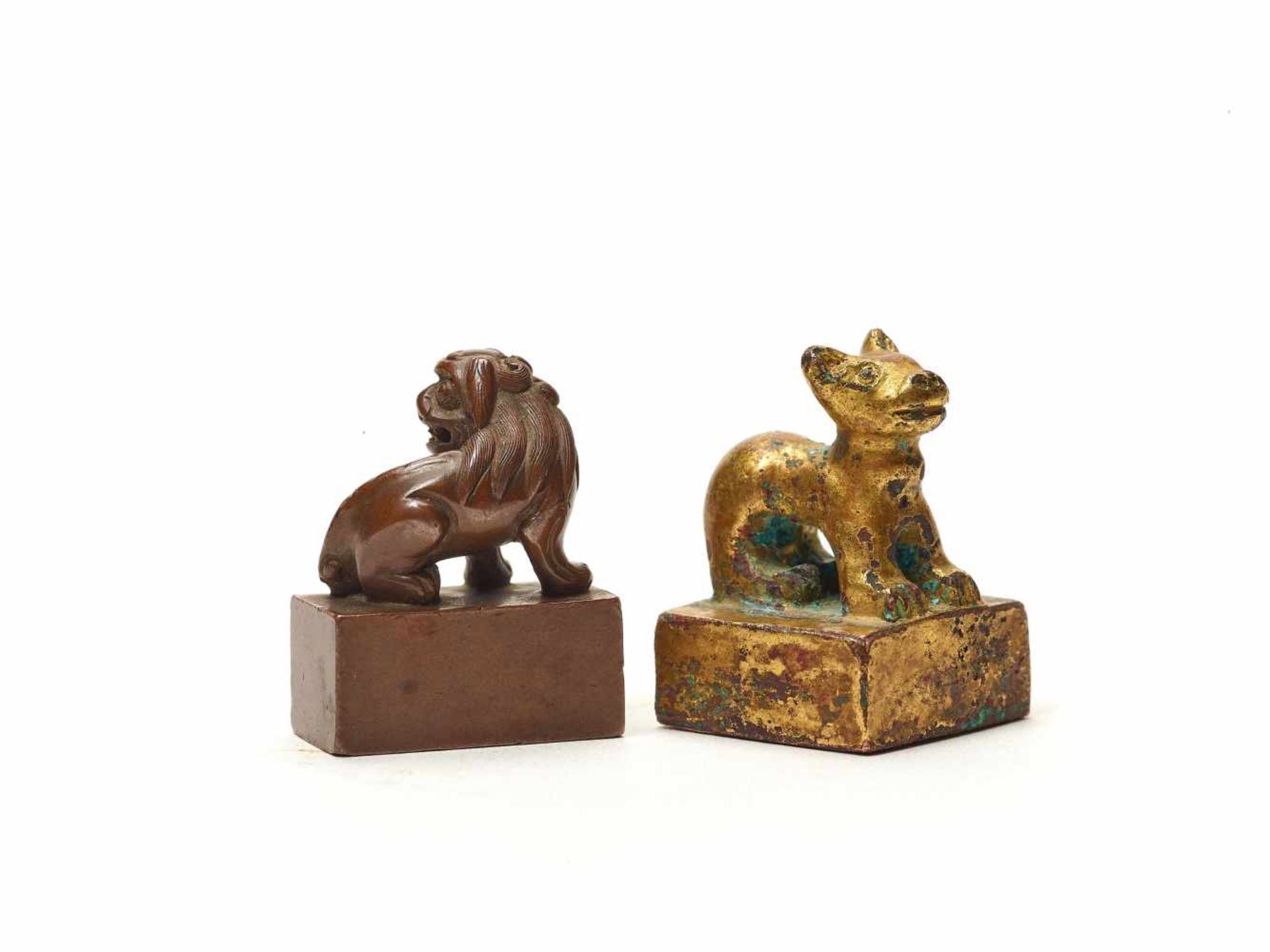 TWO CHINESE SEALS, HAN DYNASTY AND LATERGilt bronze and copper bronzeChina, Han dynasty and laterOne - Image 4 of 5