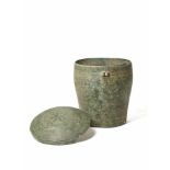 A LARGE AND RARE BRONZE FOOD STORAGE VESSEL, SONG DYNASTYBoth the vessel and the lid are decorated