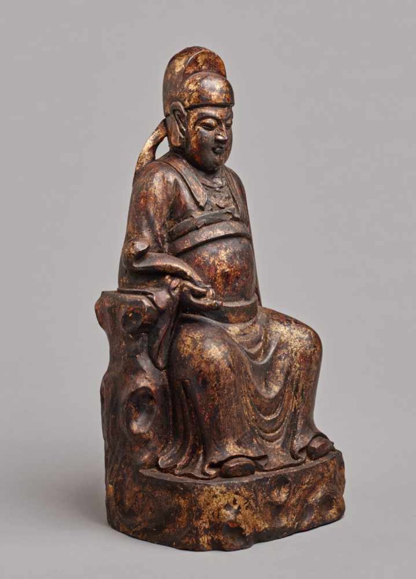 DEIFIED HIGH OFFICIALWood with gildingChina, Qing dynasty (1644-1912) A decorative sculpture of a - Image 2 of 4