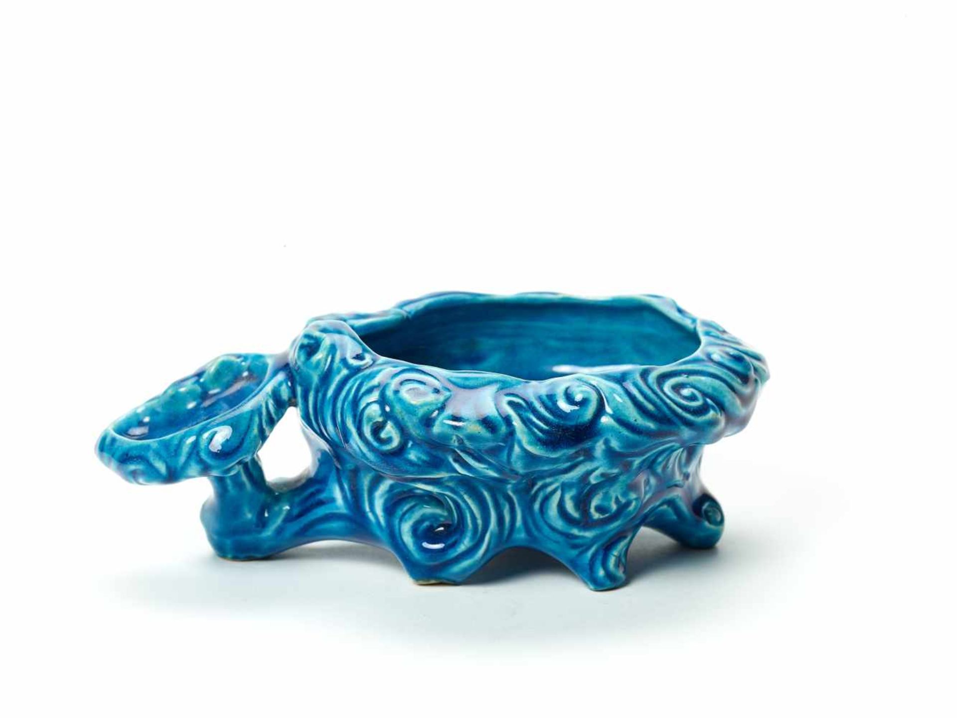 A ‘LINGZHI’ TURQUOISE-BLUE PORCELAIN BRUSHWASHER, QING DYNASTYPorcelainChina, late Qing dynastyThe