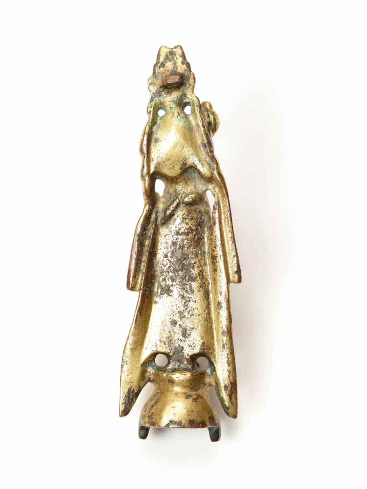 A RARE TANG DYNASTY FIRE-GILT BRONZE GUANYIN The massively cast bronze with well-preserved gilding - Bild 3 aus 3