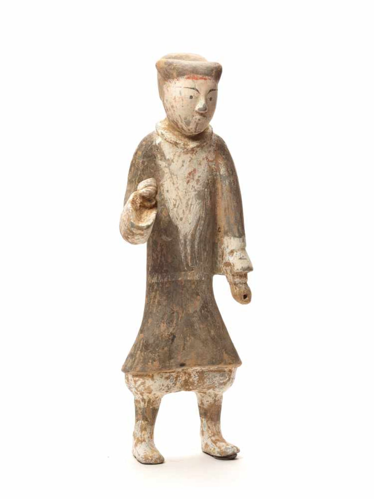 A LARGE HAN DYNASTY TERRACOTTA GUARDSMAN Terracotta with original painingChina, early Western Han - Image 4 of 5
