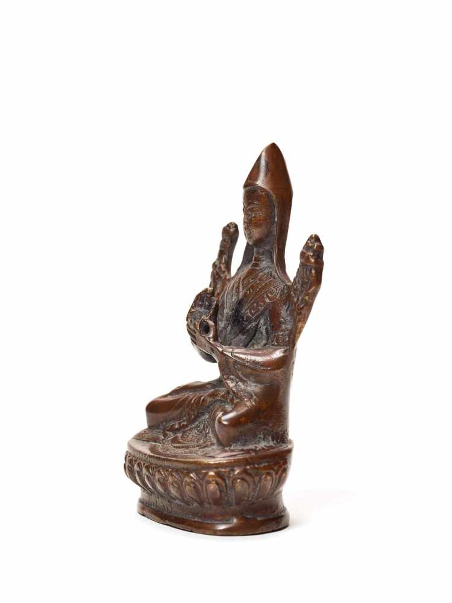 A COPPER BRONZE FIGURE OF TSONGKHAPACopper bronzeTibet, late 19th centuryTsongkhapa is considered - Image 3 of 5