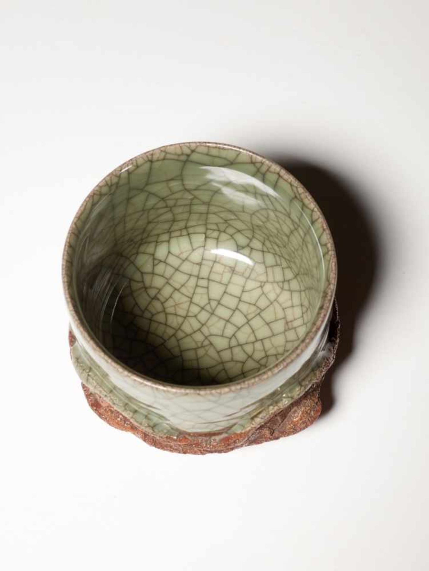TWO CHAWAN AND ONE BOWL - JAPAN, MEIJI/ SHOWA PERIODGlazed CeramicJapan, Meiji/ Showa periodThe - Image 5 of 17