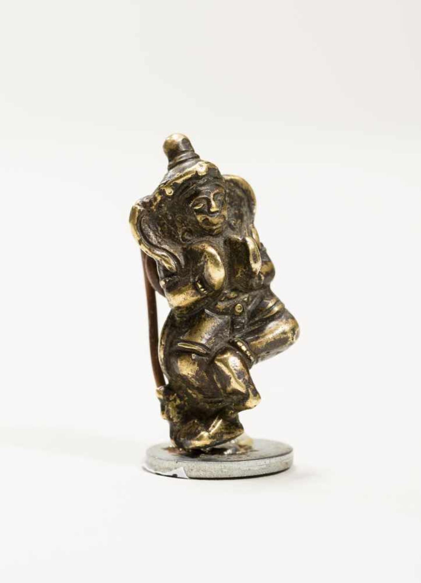 A TIBETAN MINIATURE BRONZE OF A DANCING BODHISATTVABronzeTibet, 18th to 19th centuryThis small - Bild 5 aus 8