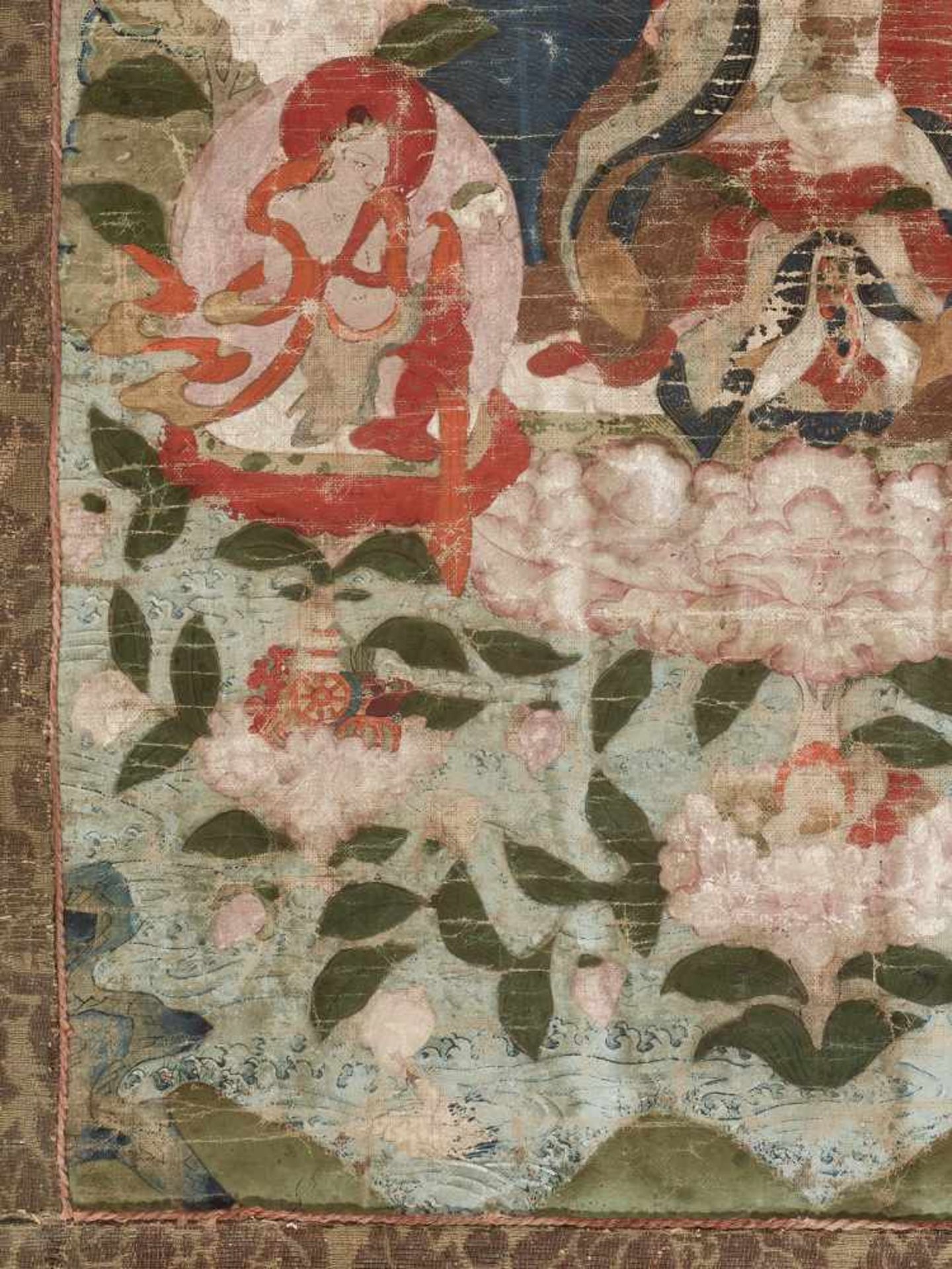 AN 18th CENTURY THANGKA OF GURU RINPOCHE IN ZANGDOK PALRIDistemper and gold paint on cloth, framed - Bild 4 aus 11