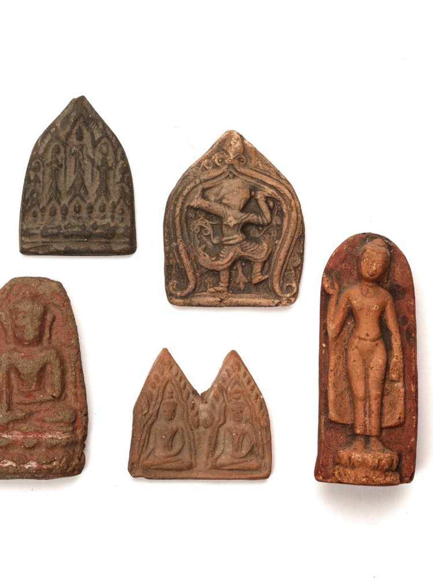 TSATSA COLLECTION WITH 7 LARGE INDIVIDUAL LOTS – 17th – 19th CENTURY Terracotta, ceramic Tibet, - Bild 3 aus 4