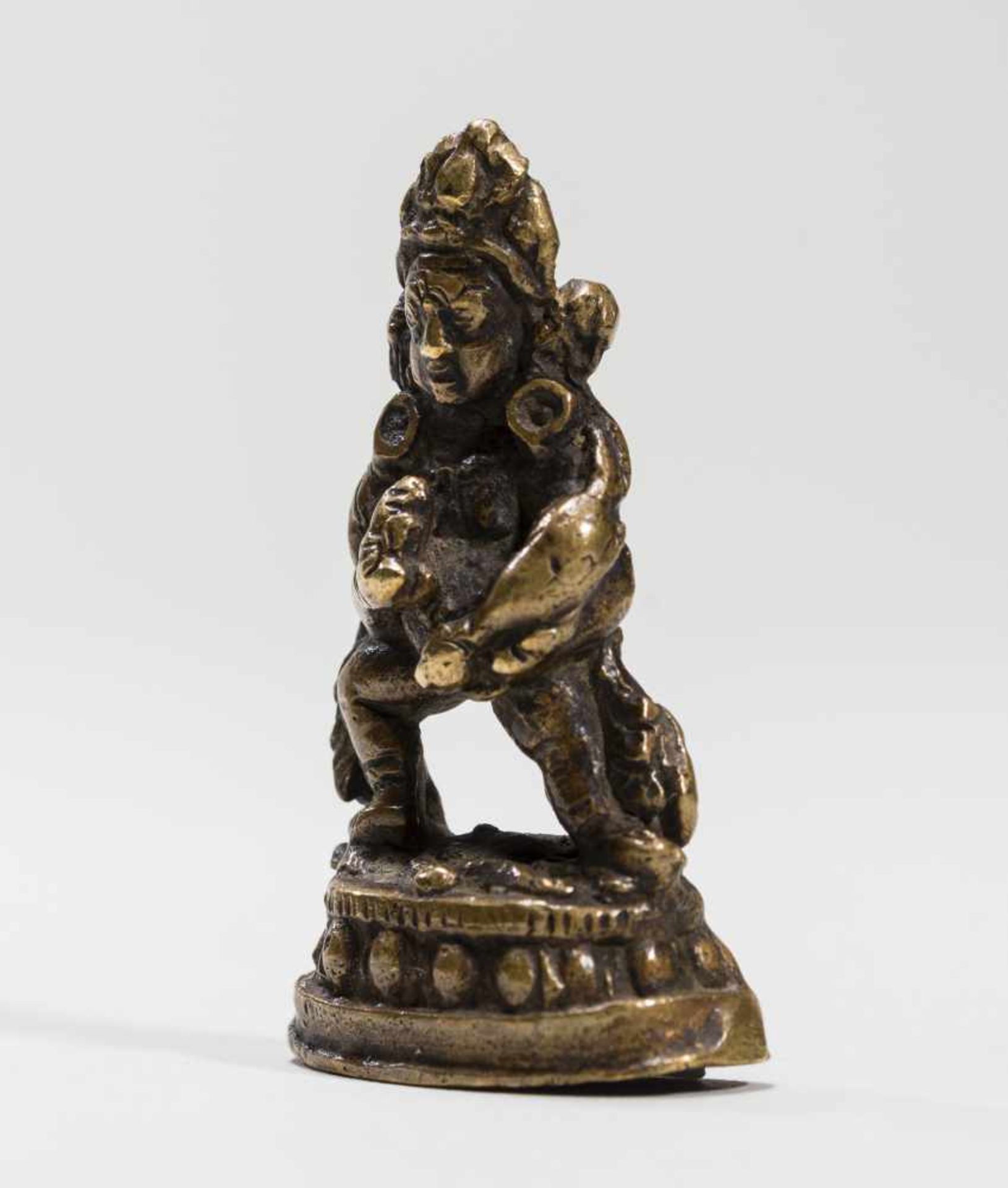 A TIBETAN MINIATURE BRONZE OF KUBERA, 18TH-19TH CENTURYBronzeTibet, 18th to 19th centuryKubera, - Image 2 of 6