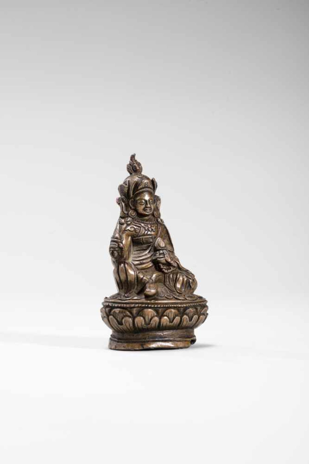 A TIBETAN MINIATURE BRONZE OF PADMASAMBHAVA, 19TH CENTURYBronzeTibet, 19th centuryPadmasambhava - Image 6 of 7