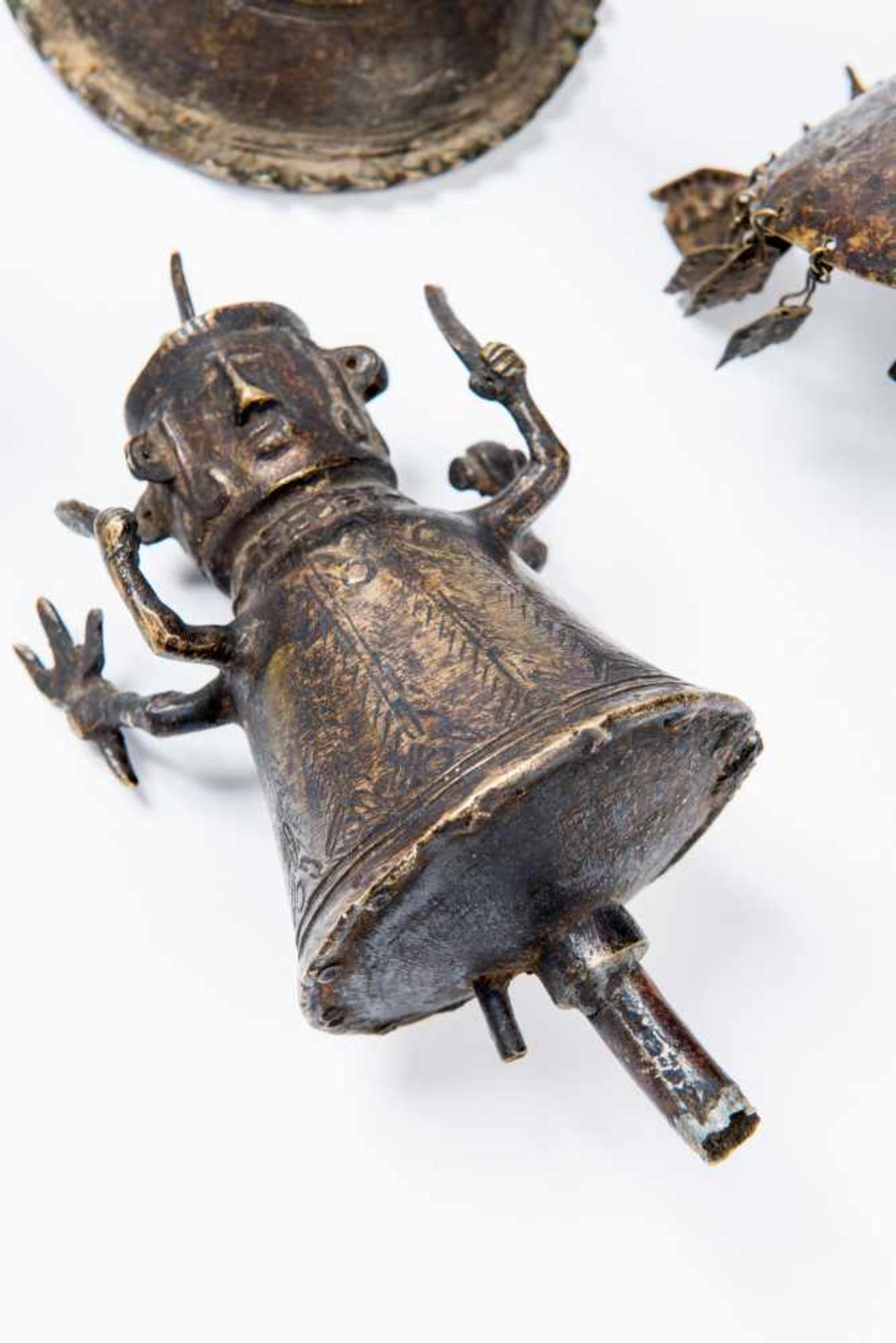 A FIGURAL CULT BELLBronzeNepal, possibly 19th centuryAn unusual bronze work with multiple - Image 4 of 6