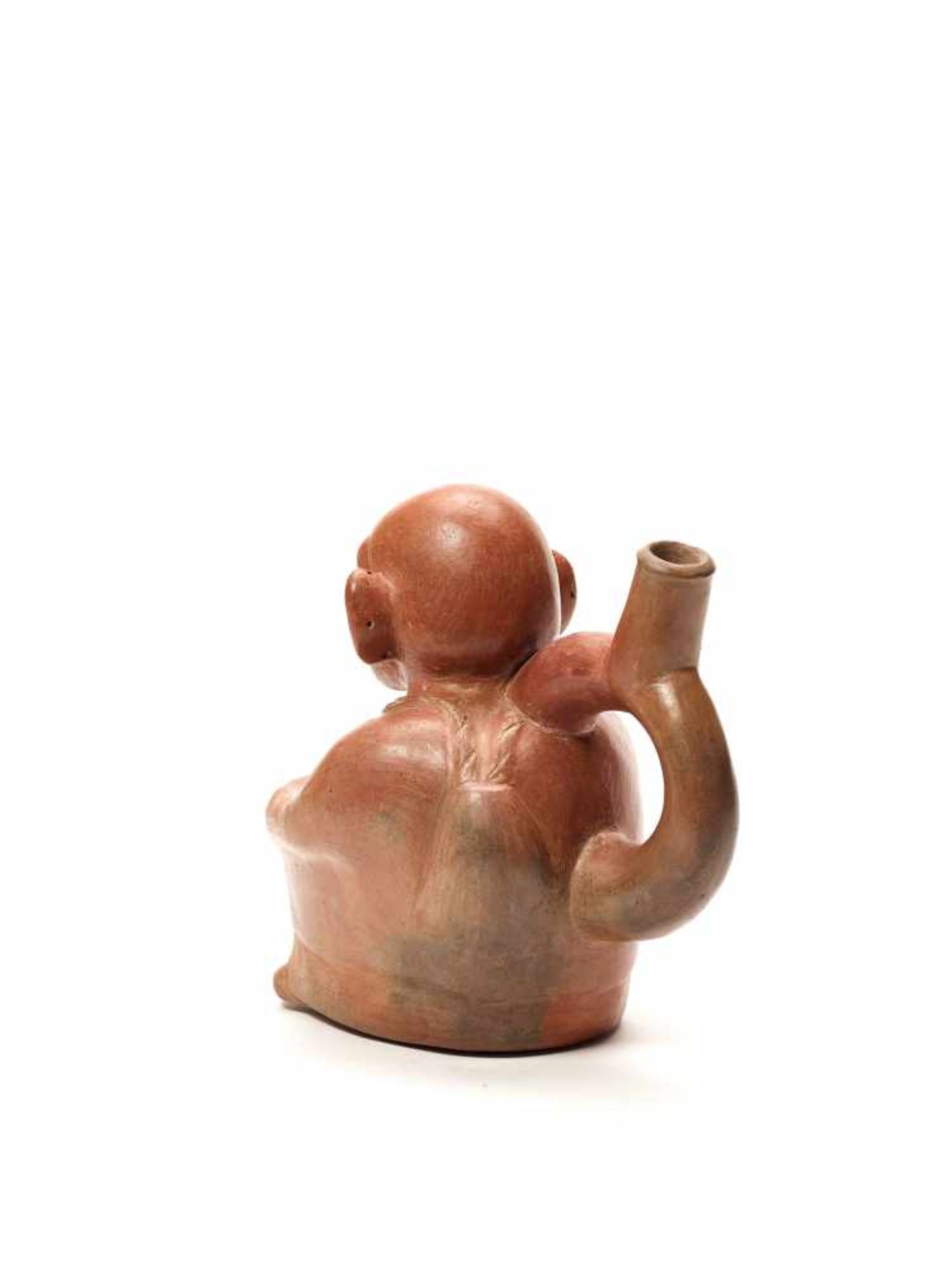 TL-TESTED OLD MAN STIRRUP – MOCHE CULTURE, PERU, C. 5TH CENTURYRed fired clayMoche culture, Peru, c. - Bild 4 aus 4