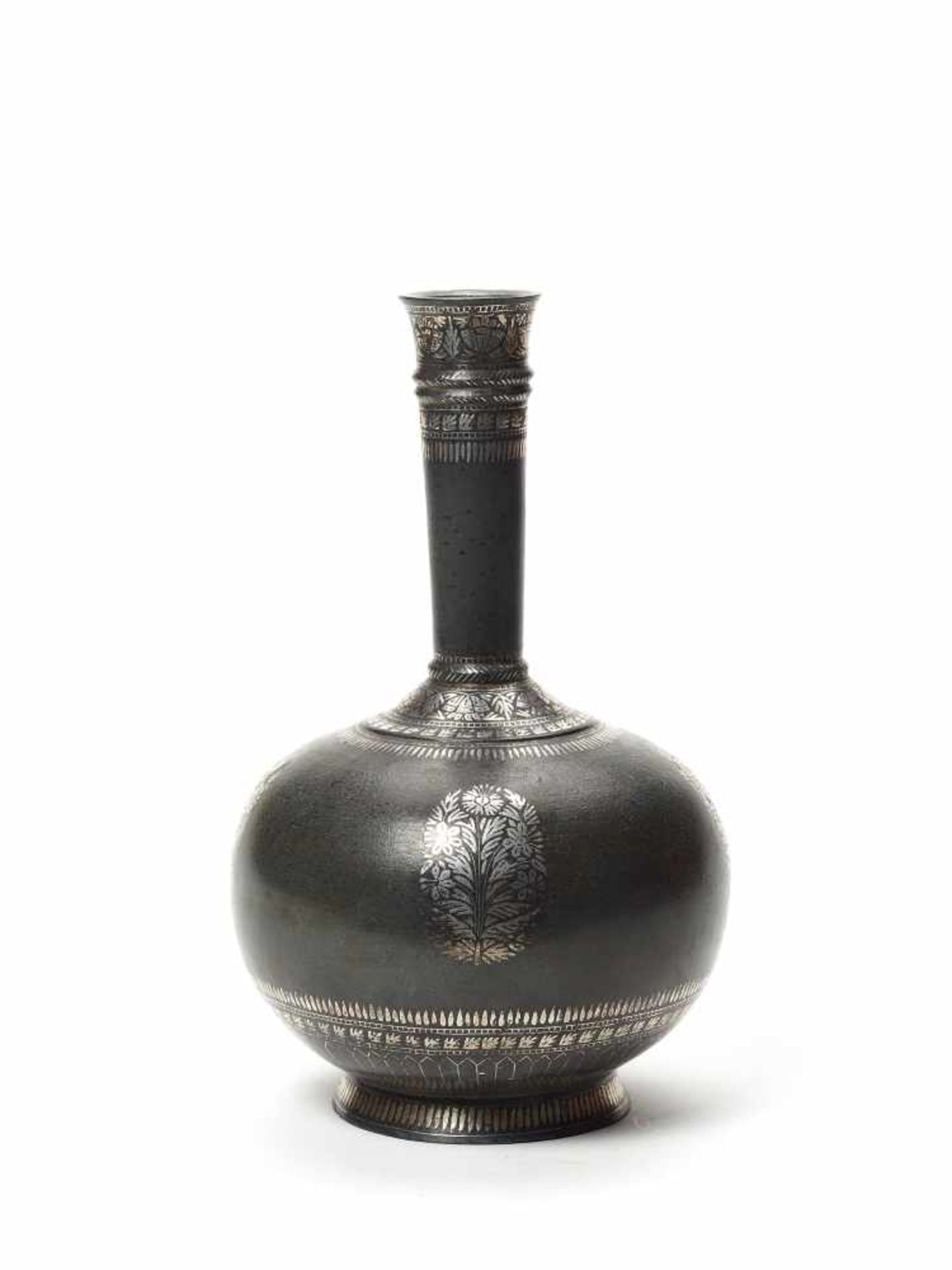 A FINE SILVER INLAID BIDRI ALLOY VASE, 18TH CENTURYSilver inlaid alloyDeccan or Northern India, 18th