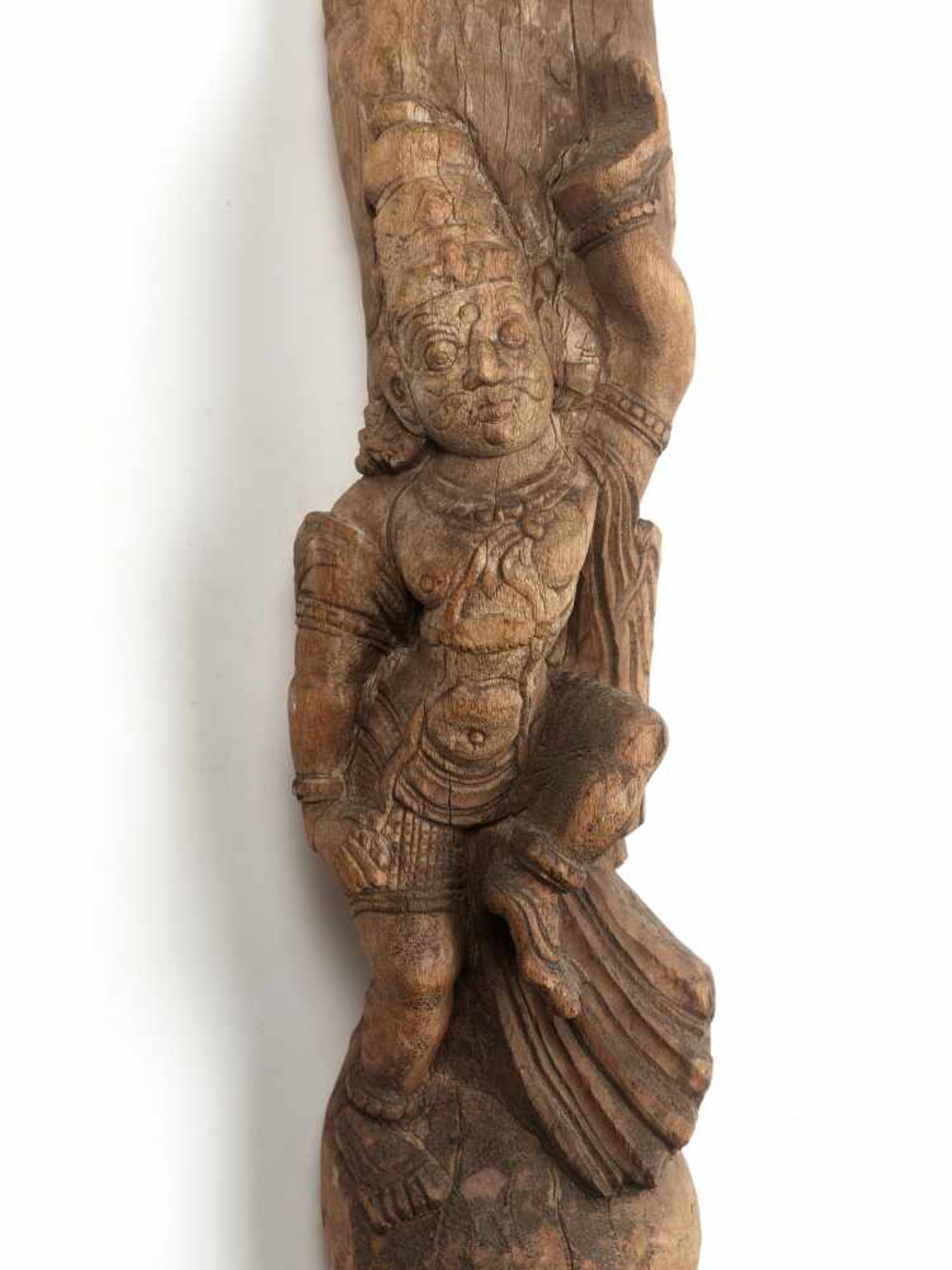 AN EARLY WOOD STATUE OF A DANCING KRISHNA, 19th CENTURYMasterfully carved from of a single and solid - Image 2 of 5