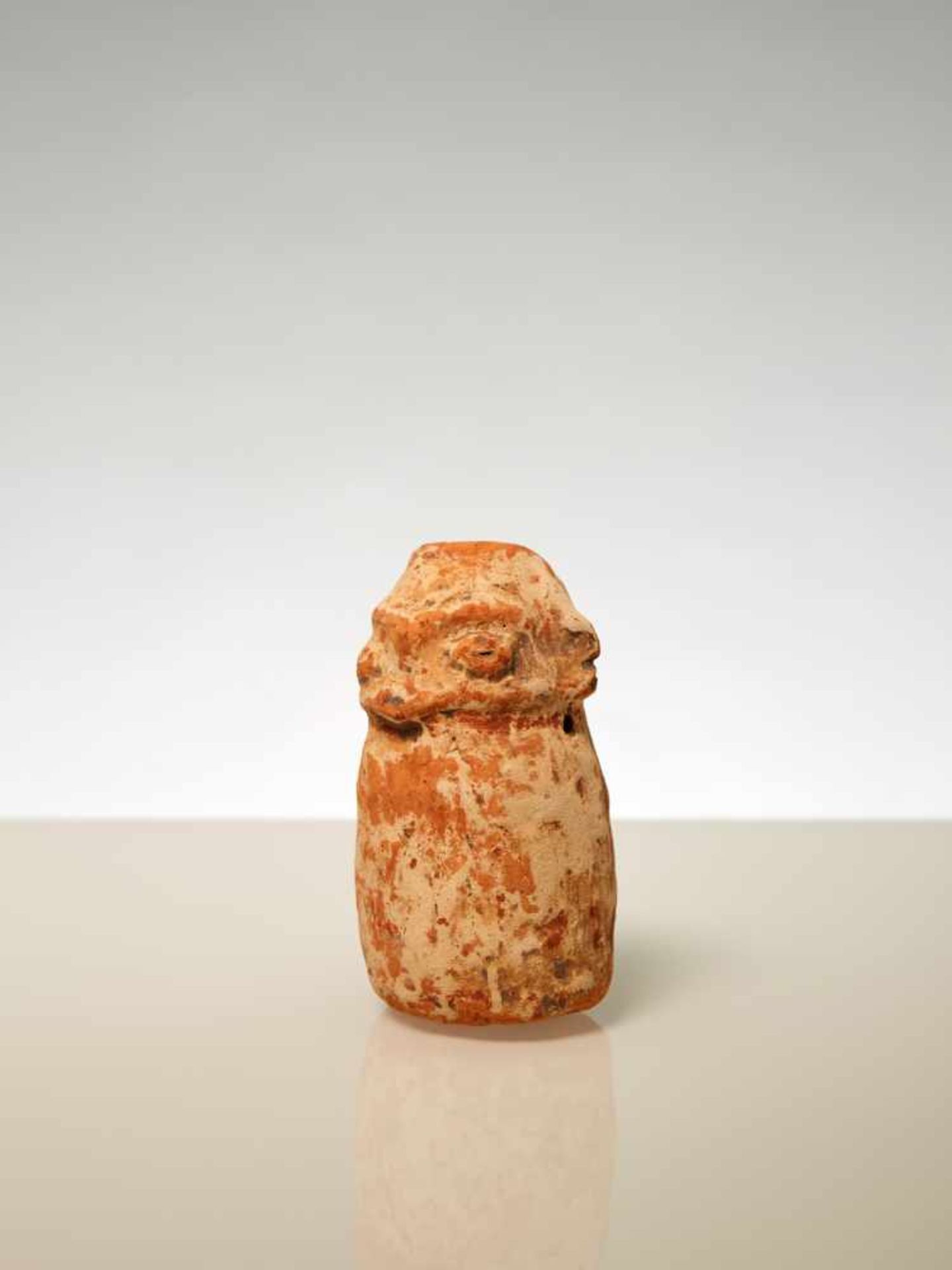 PHALLIC TERRACOTTA FIGURE – MARAJO CULTURE, BRAZIL, 1000 ADTerracotaMarajo, Brazil, c. 1000 ADA very - Bild 2 aus 3