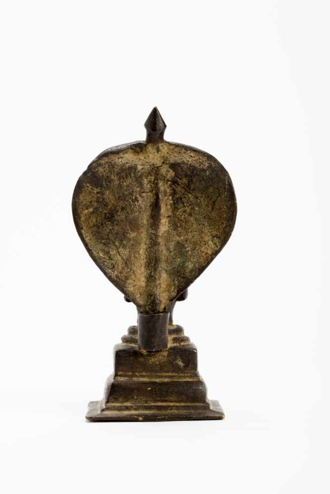 AN INDIAN BRONZE SHIVA LINGA WITH NAGA AND NANDI, 18th CENTURYBronzeIndia, Maharashtra, 18th - Image 4 of 6