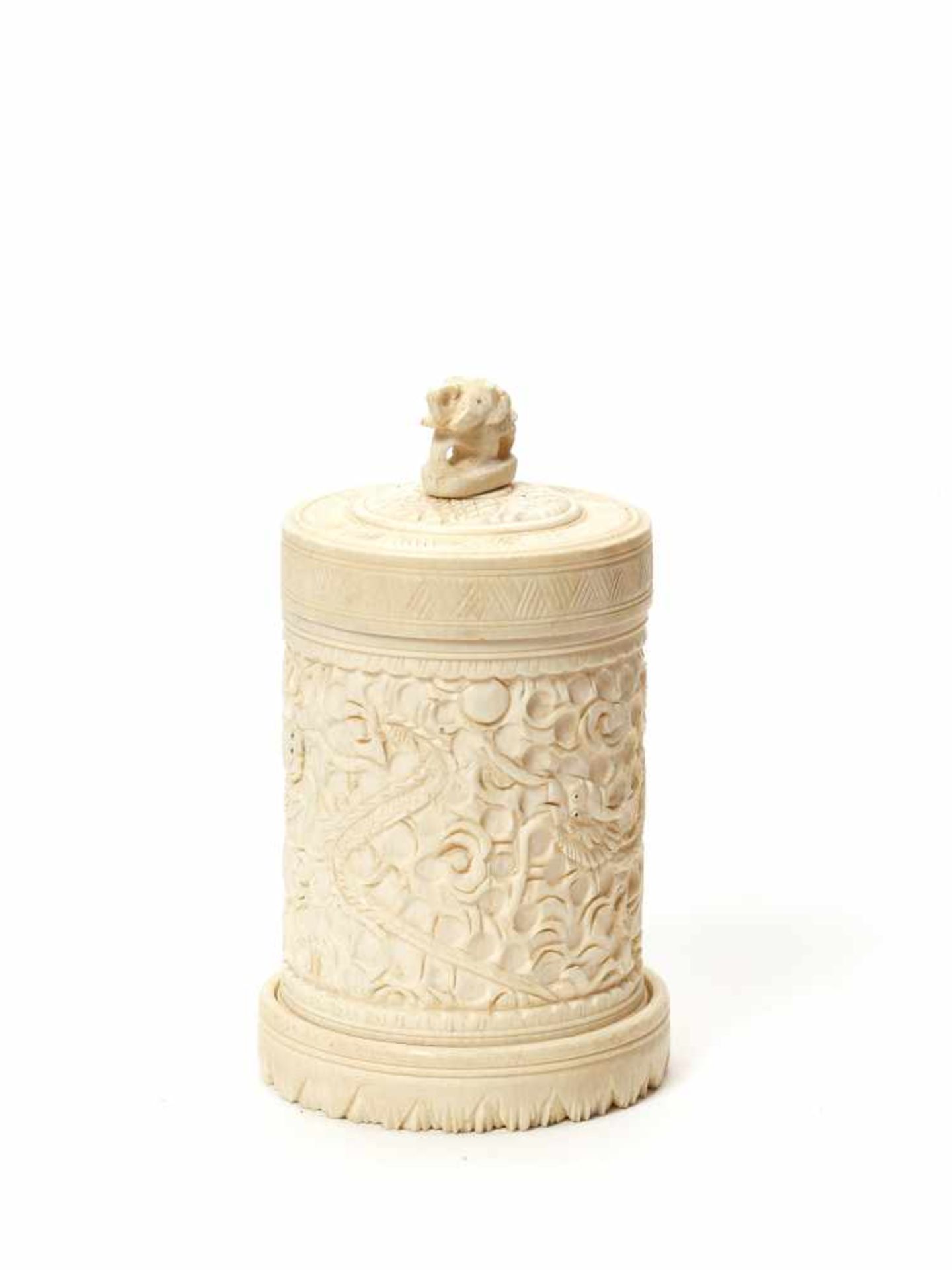 AN INDIAN IVORY BOX AND COVER, C. 1880IvoryIndia, c. 1880This Indian ivory box and cover features - Image 2 of 5