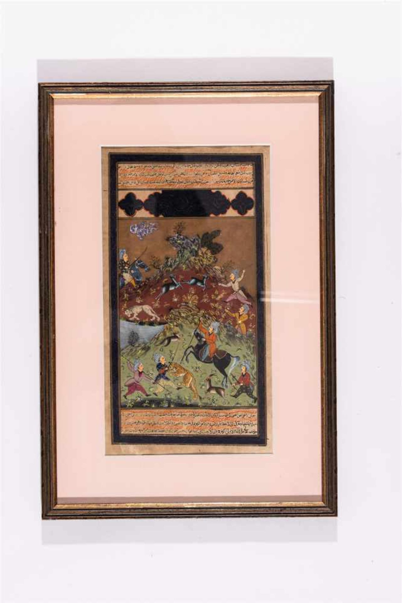 A MINIATURE PAINTING OF A HUNTING SCENE- 19th CENTURYMiniature painting with colors and gold on - Bild 2 aus 2