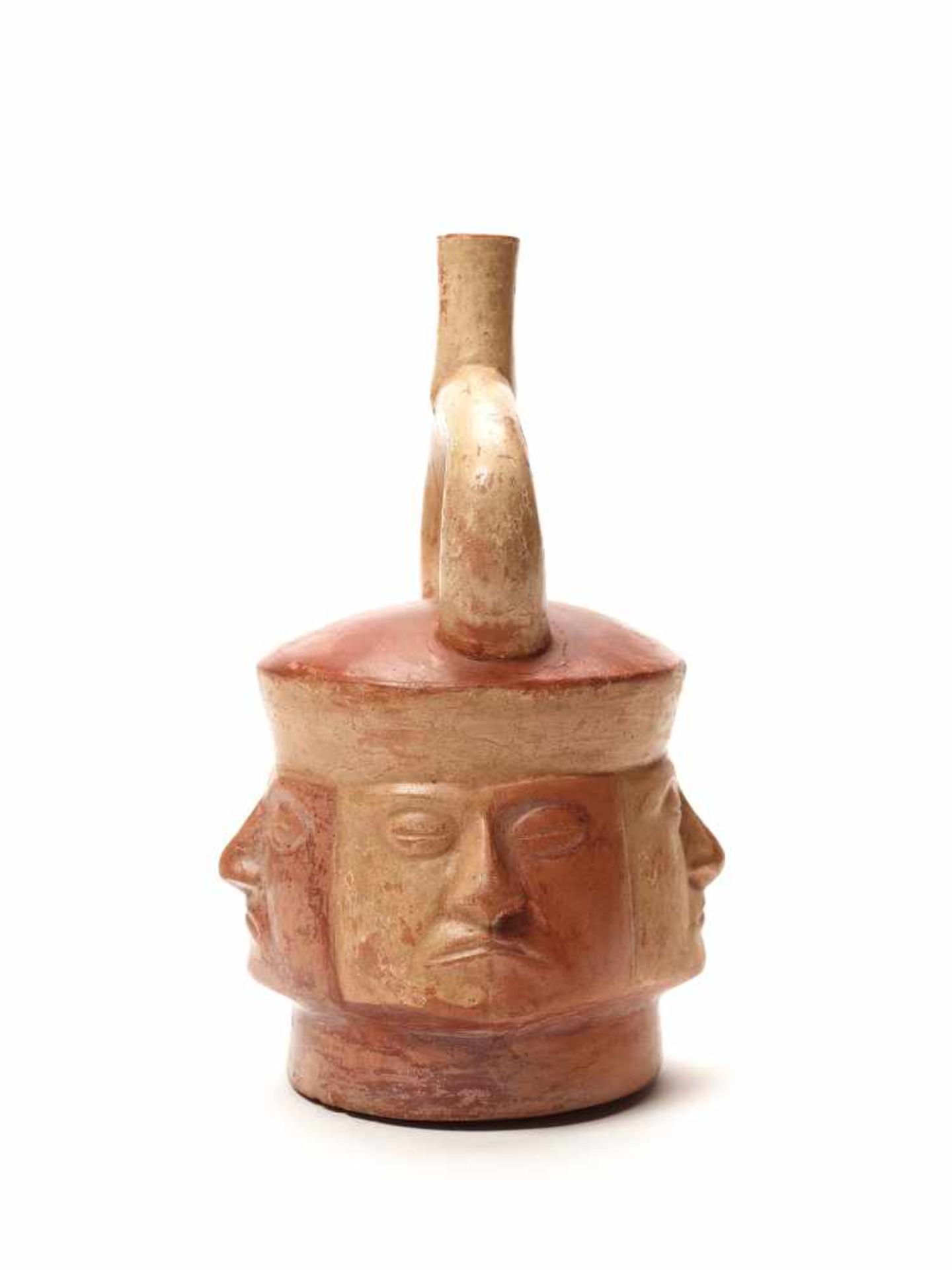 TL-TESTED STIRRUP VESSEL WITH FOUR HEADS – MOCHE CULTURE, PERU, C. 4TH CENTURYPainted fired - Bild 2 aus 4