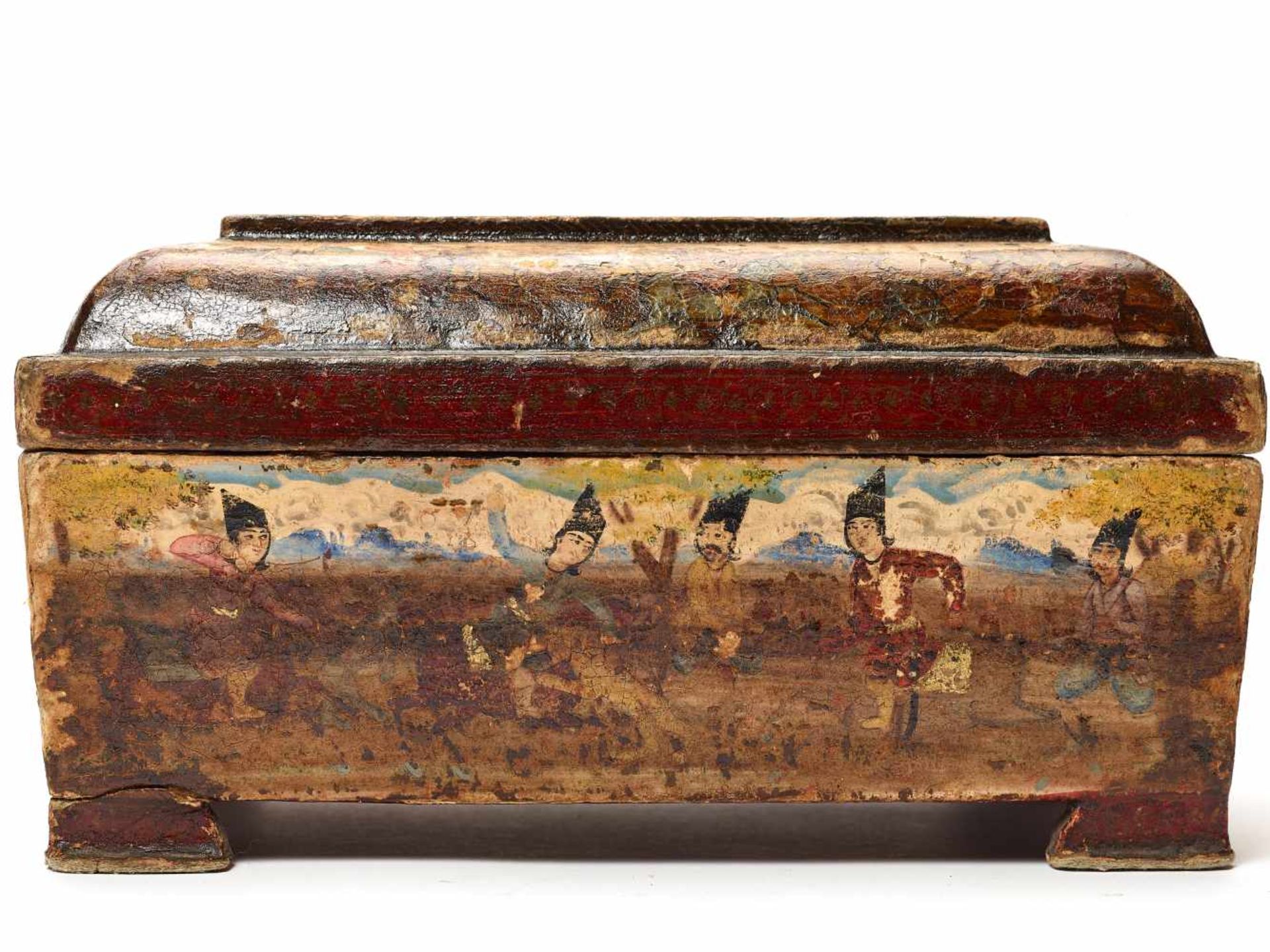 A PERSIAN QAJAR PAINTED AND GILT PAPIER MACHE LIDDED BOX DEPICTING A HUNTING SCENE, 19th - Image 5 of 5