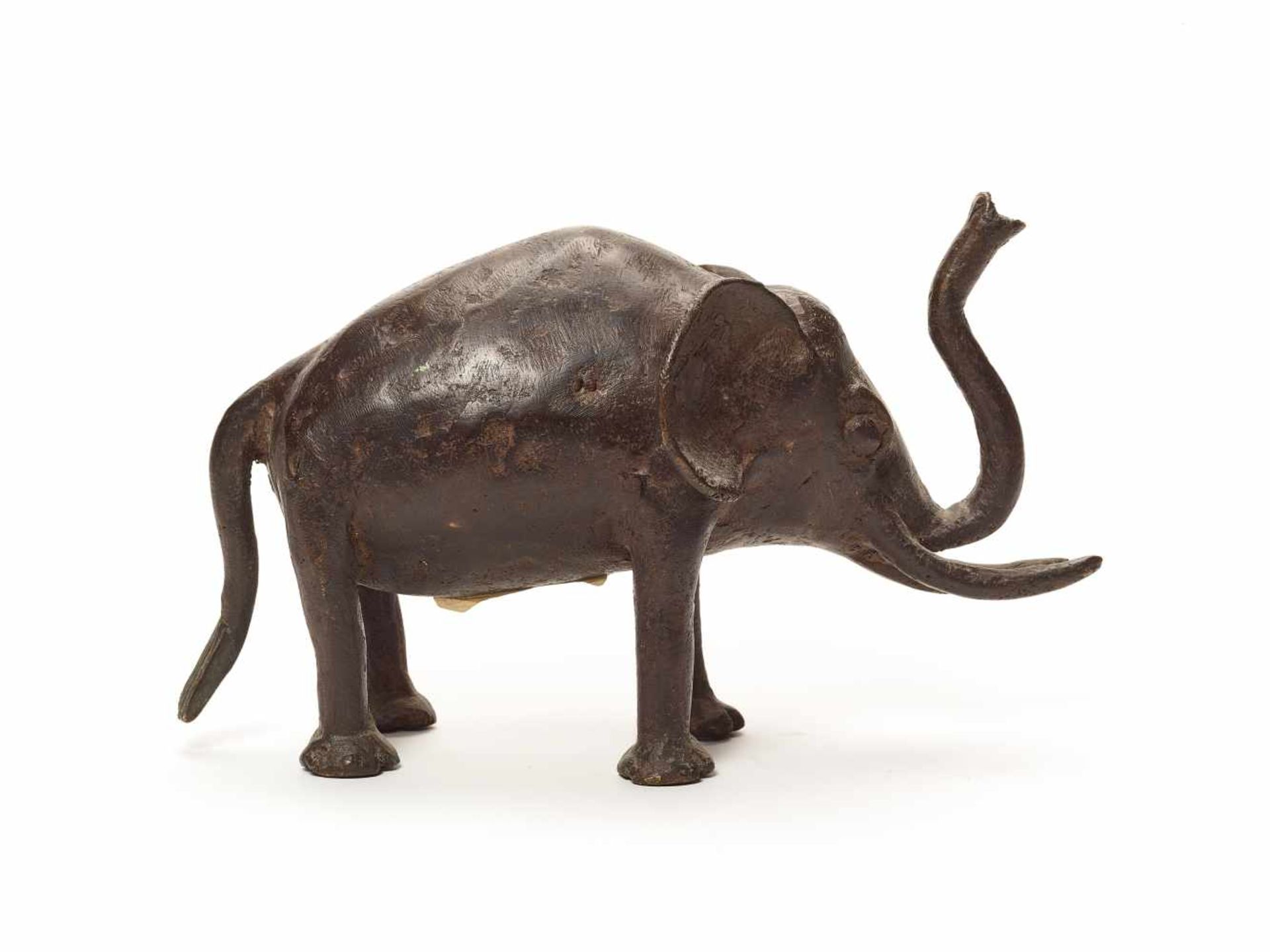 BRONZE ELEPHANT – BOBO PEOPLEBronzeBobo-Dioulasso, Burkina Faso, West Africa; 20th century This - Bild 3 aus 4