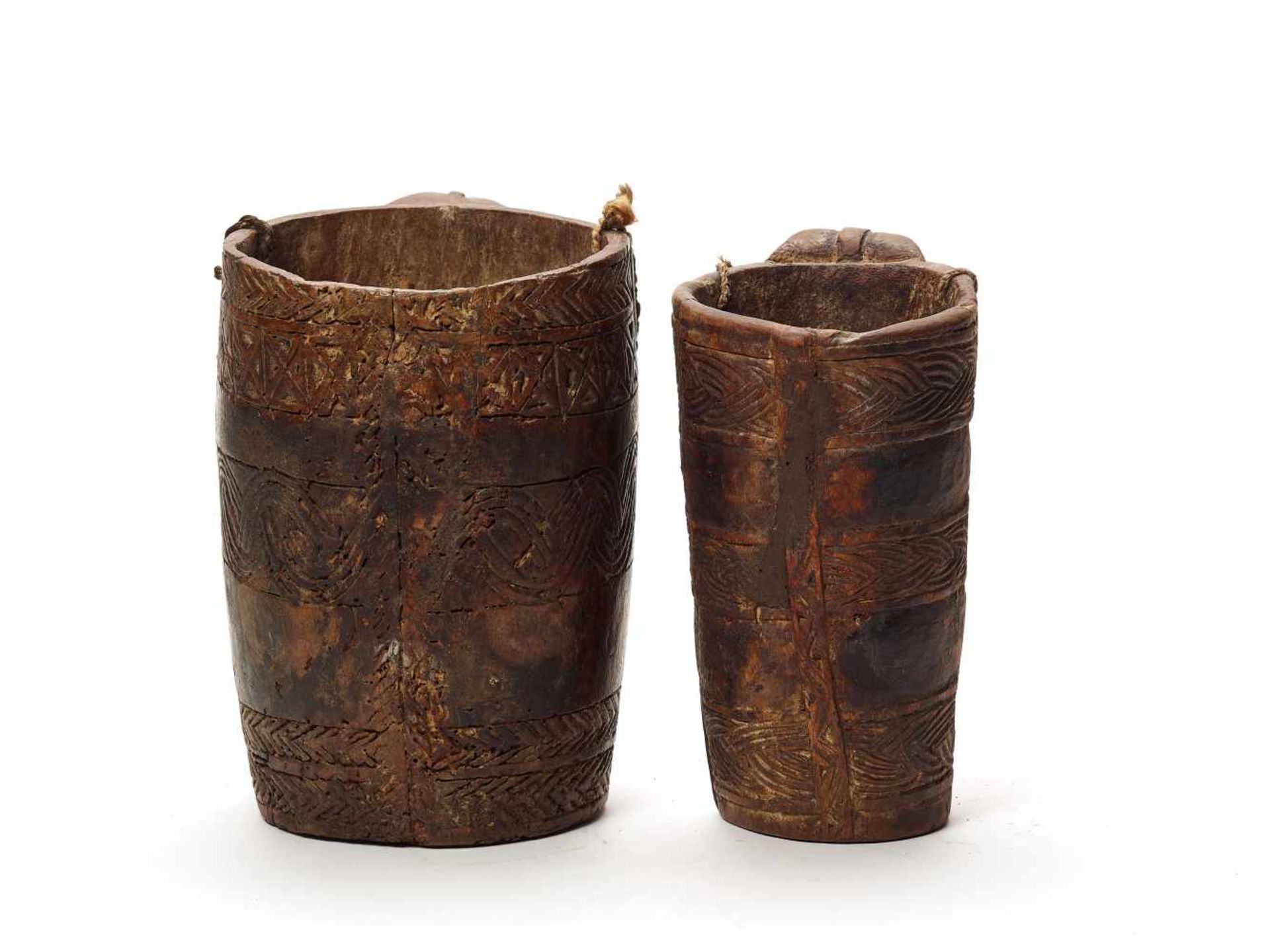 TWO INDIAN WOOD VESSELS WITH HANDLES, c. 18TH-19TH CENTURYWood, stringIndia, c. 18th-19th centuryTwo - Image 3 of 4