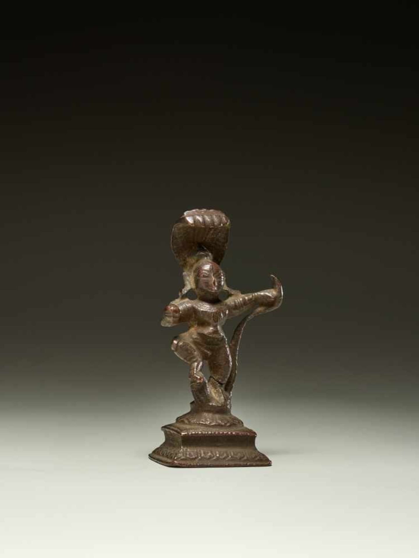 NATARCJA BELOW NAGABronzeIndia, approx. 18th – 19th cent.Shiva as a representation of Natarcja, as - Image 2 of 6