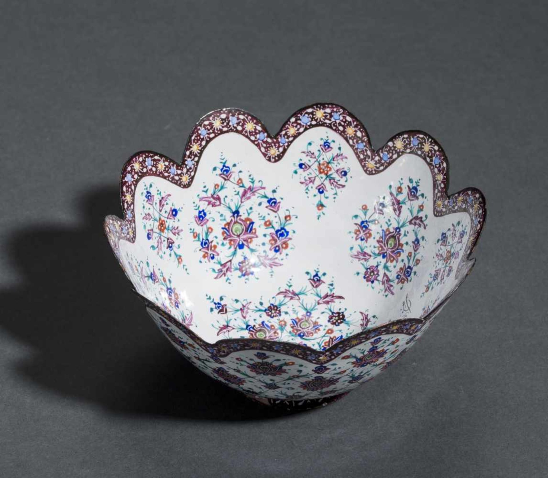 BOWL WITH BLOSSOM DECORColorful painting on enamel Persia, around middle 20th cent. Ten-fold - Image 2 of 5