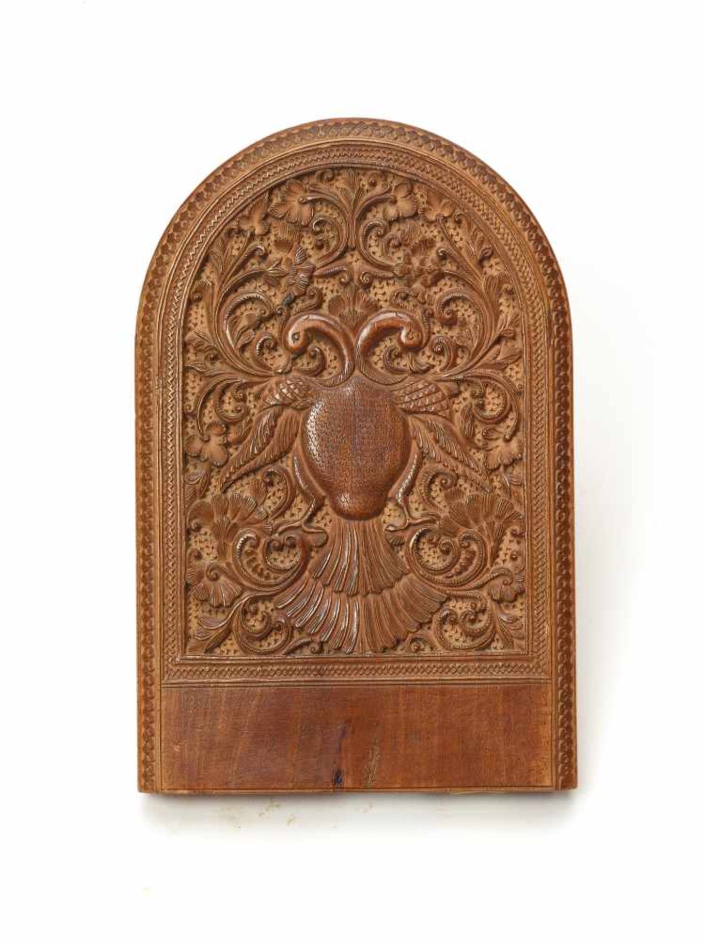 AN INDIAN CARVED WOOD RELIEF WITH ELEPHANTSWoodIndia, 20th centuryThe wood carving shaped like a - Image 3 of 4