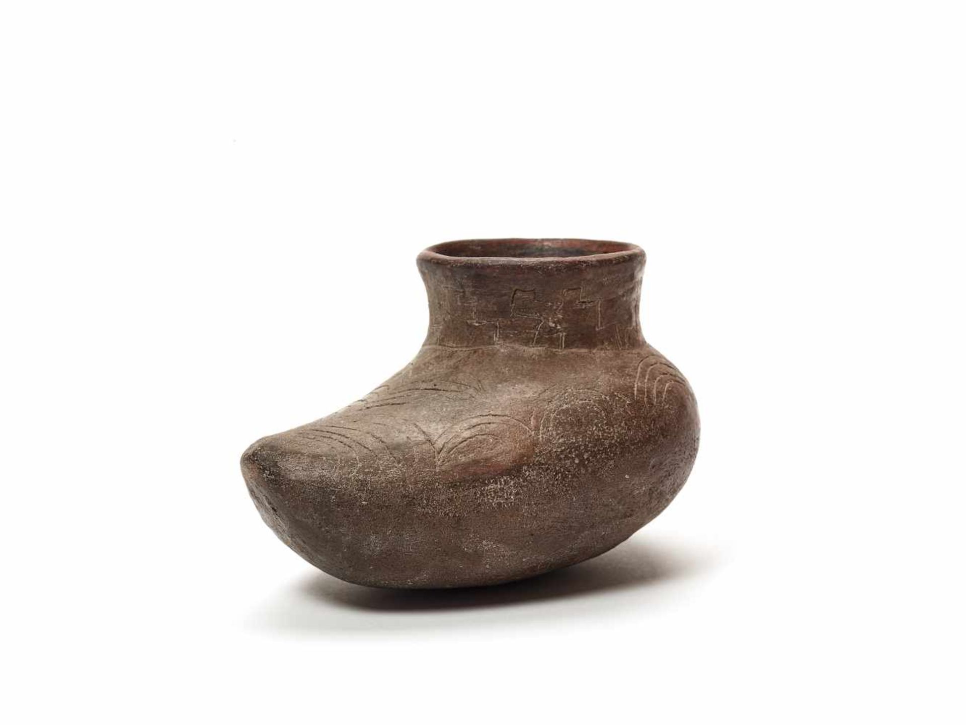 SHOE-SHAPED VESSEL - CHAVIN CULTURE, PERU, C. 500 BCBlack fired clayChavin culture, Peru, c. 500 - Image 2 of 3