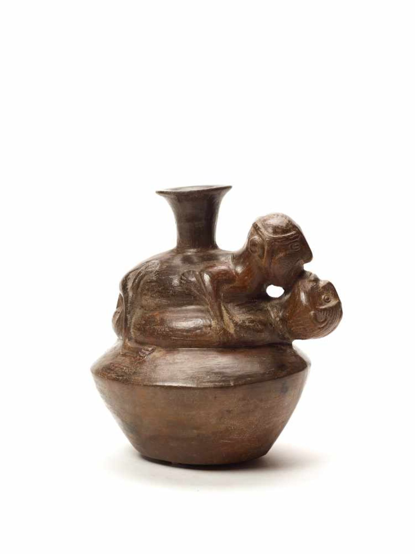 VESSEL IN THE FORM OF A COUPLE- INCA EMPIRE, PERU, C. 1200-1400 ADBlack fired clayInca empire, Peru, - Image 2 of 4