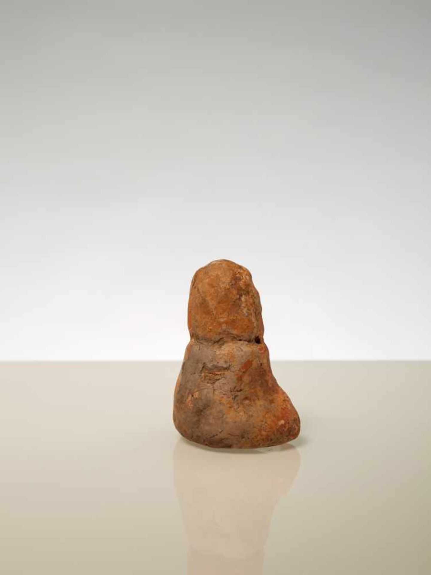 PHALLIC TERRACOTTA FIGURE – MARAJO CULTURE, BRAZIL, 1000 AD TerracotaMarajo, Brazil, c. 1000 ADA - Bild 3 aus 3