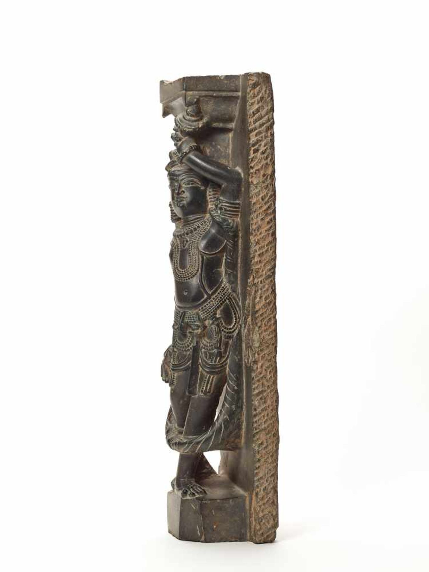 A BLACK STONE STATUE OF A STANDING GODDESS, INDIA ca. 18TH CENTURYThe crowned and bejeweled - Image 5 of 7