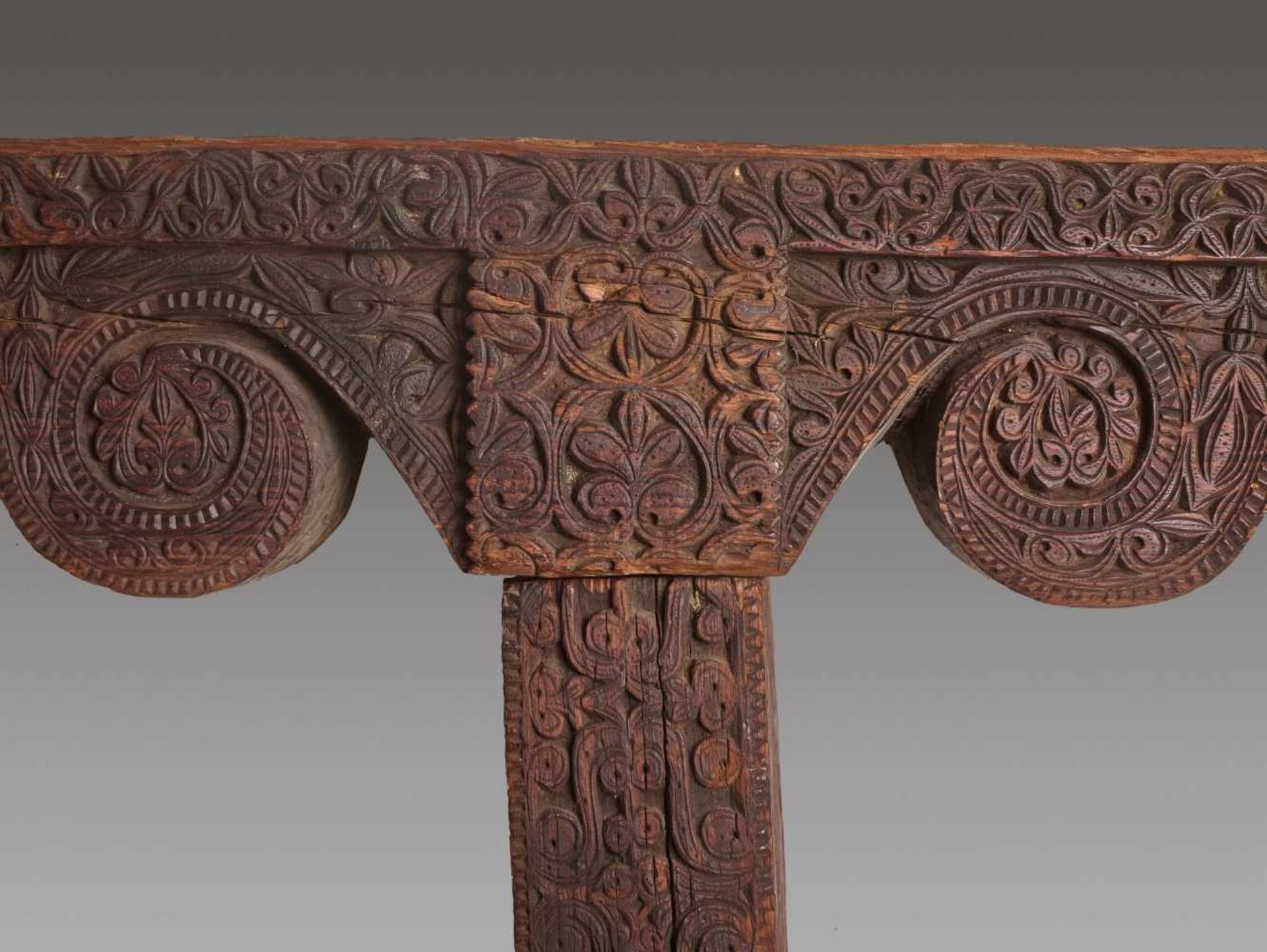 A VERY LARGE WOODEN COLUMN WITH MATCHING CROSSBEAM, SOUTHEAST ASIA, 100 YEARS OLD!Solid wood, carved - Image 3 of 6