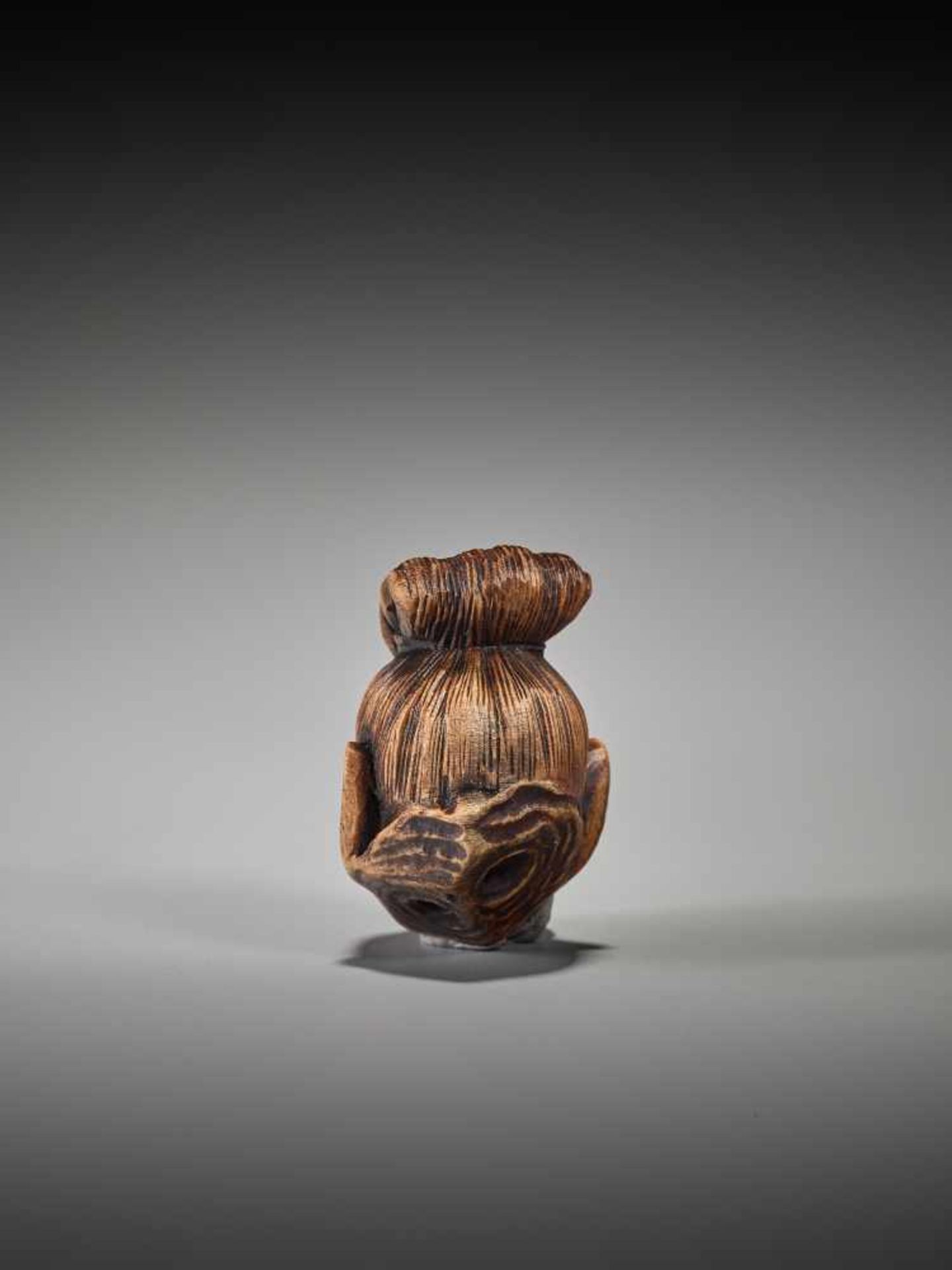 A WOOD NETSUKE OF A SEVERED NIO HEADUnsigned, wood netsukeJapan, 19th century, Edo period (1615- - Image 4 of 6