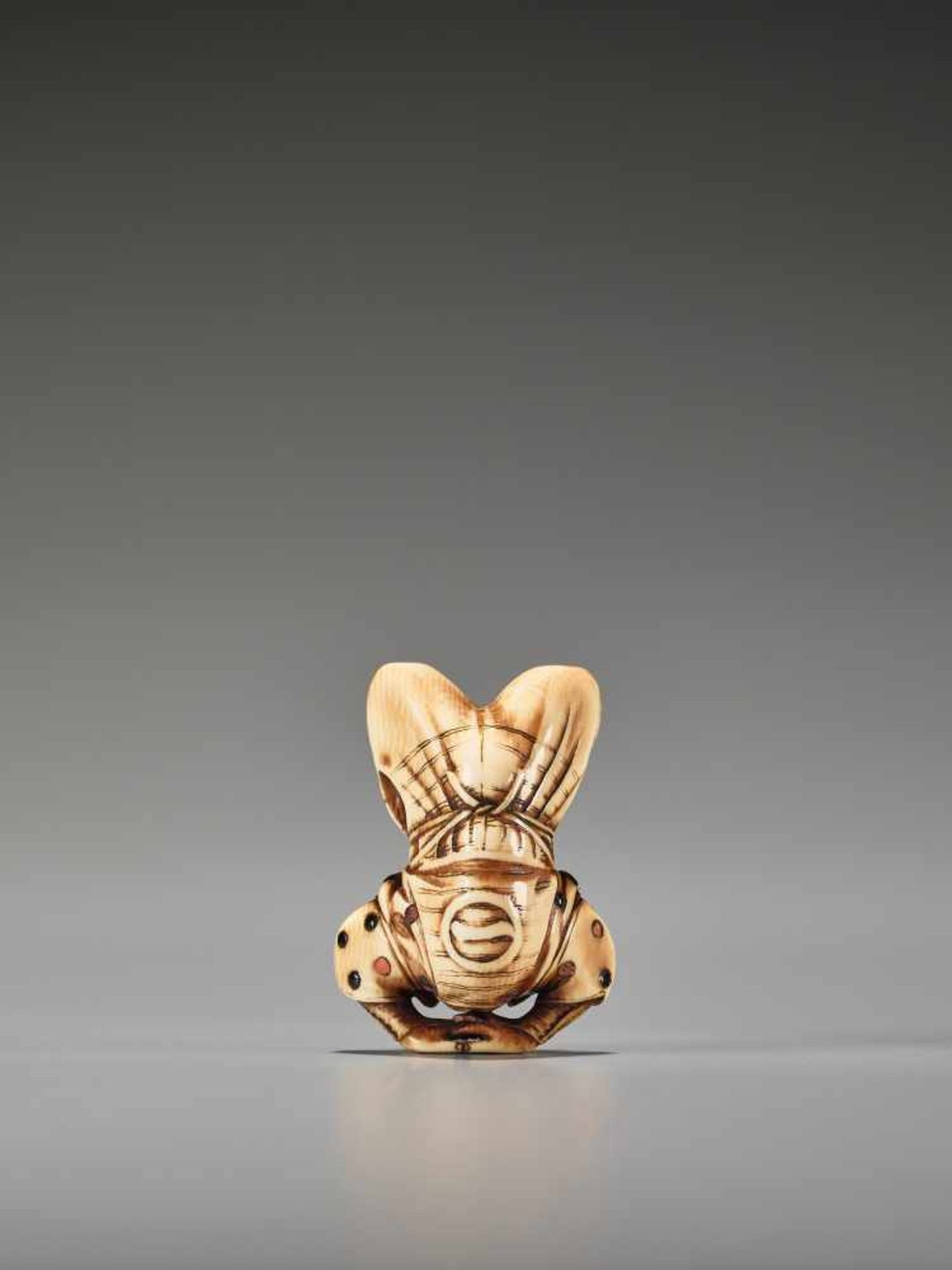 A FINE INLAID IVORY NETSUKE DEPICTING AN ACROBATUnsigned, ivory netsuke with inlaysJapan, probably - Image 4 of 7