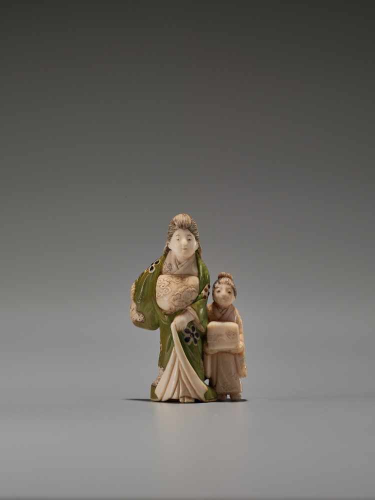 A TOKYO-SCHOOL IVORY NETSUKE OF AN OIRAN WITH A KAMURO BY GYOKUZANBy Gyokuzan, ivory netsuke with - Image 2 of 6